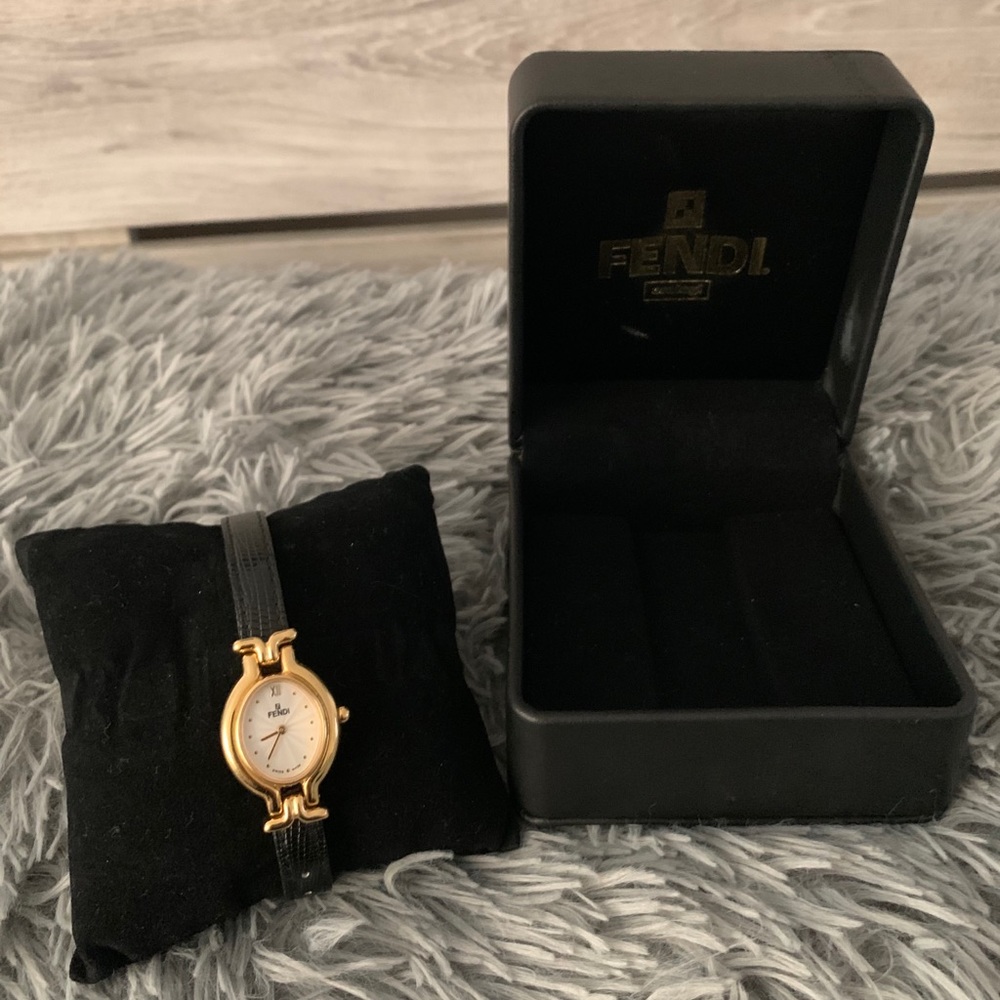 Fendi Orologi Leather Watch View 4